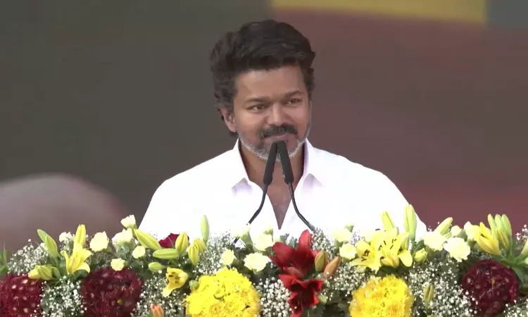 சிங்கம் வேட்டைக்கு மட்டுமே வெளியில் வரும்  – த.வெ.க தலைவர் விஜய்.
