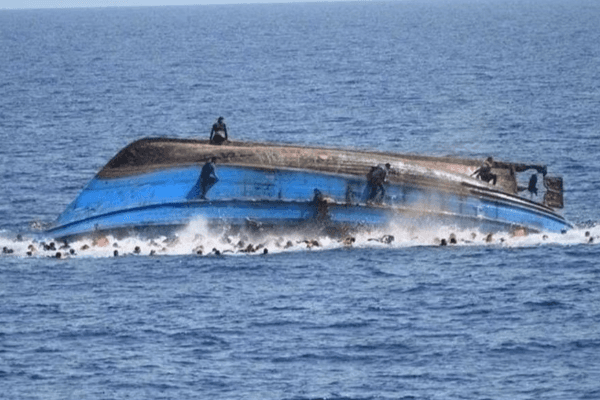 ஏமனில் படகு விபத்து – 68 இற்கும் மேற்பட்டவர்கள் உயிரிழப்பு