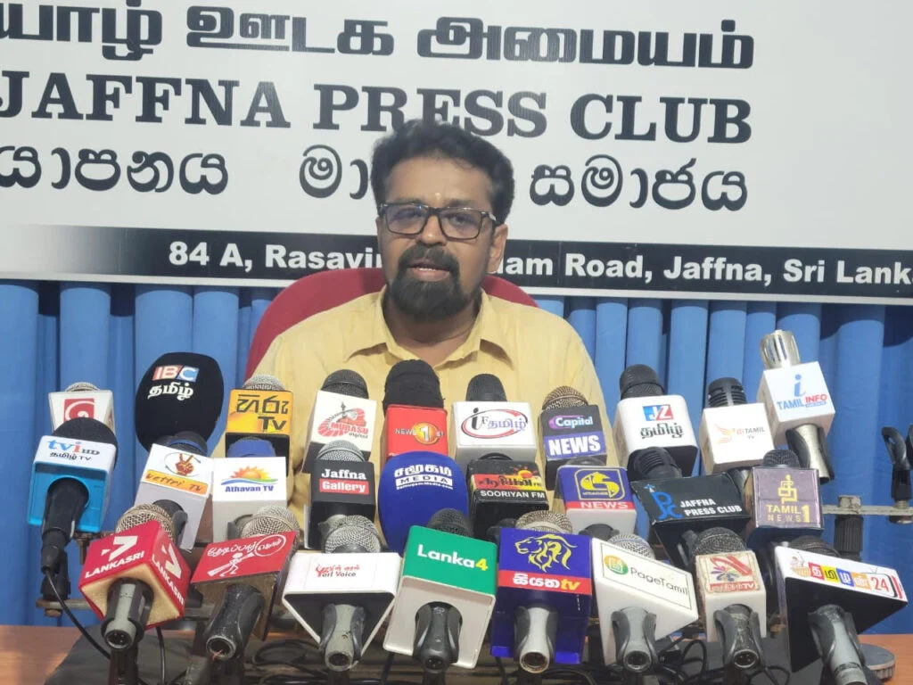 விலாங்கு மீன் போன்று செயற்படும் சுமந்திரன்!