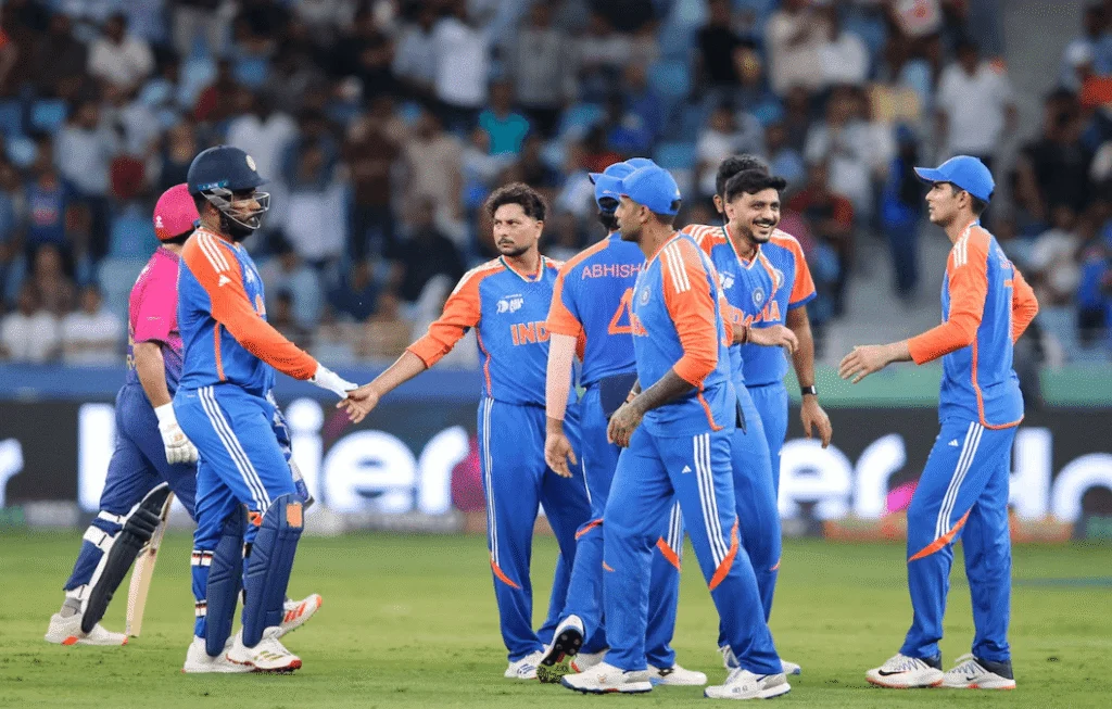 பாகிஸ்தானை வீழ்த்தி இந்தியா அசத்தல் வெற்றி.