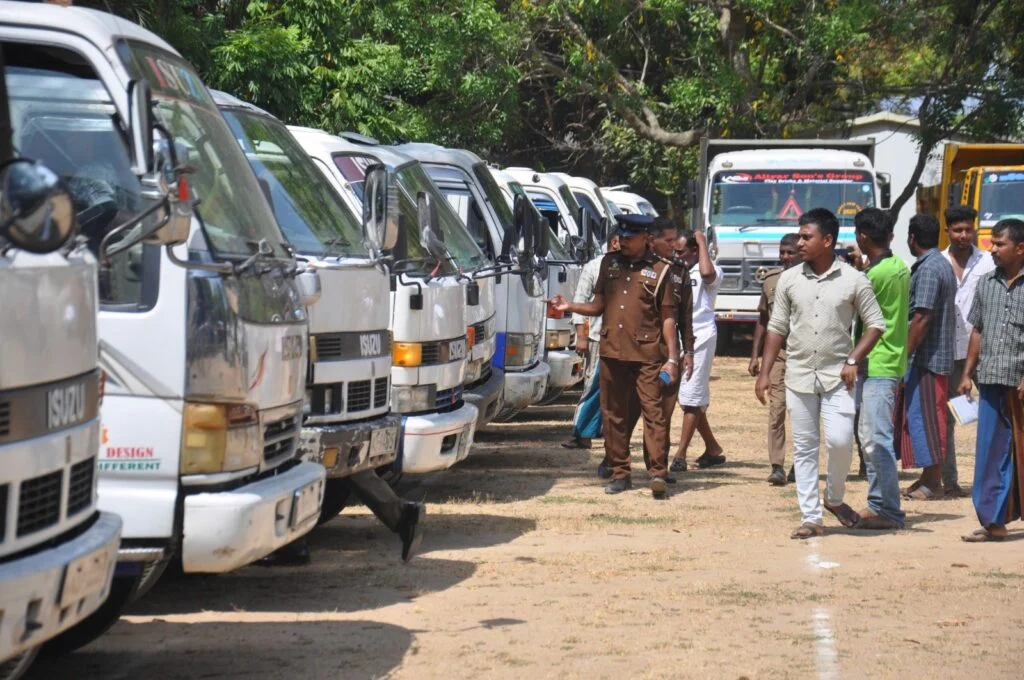 சம்மாந்துறையில் விபத்துக்களை தடுக்கும் நோக்கில் விழிப்புணர்வு
