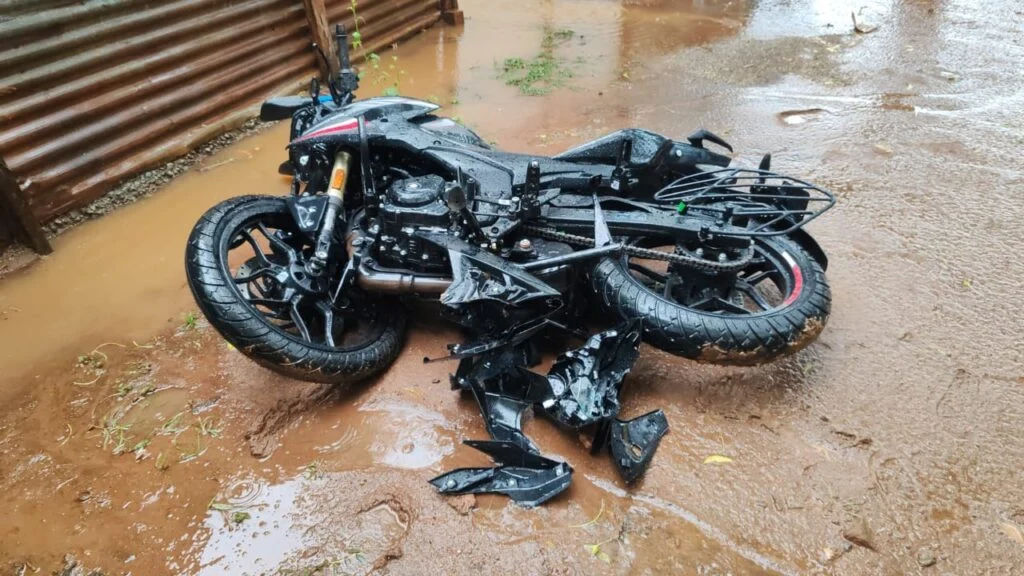 வேகக் கட்டுப்பாட்டை இழந்து மோட்டார் சைக்கிள் விபத்து: இளைஞன் மரணம்