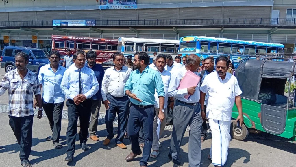 அரச – தனியார் பேருந்து சேவையின் எதிர்காலம் குறித்து யாழ் எம்.பி க்கள் கூட்டாக ஆராய்வு !