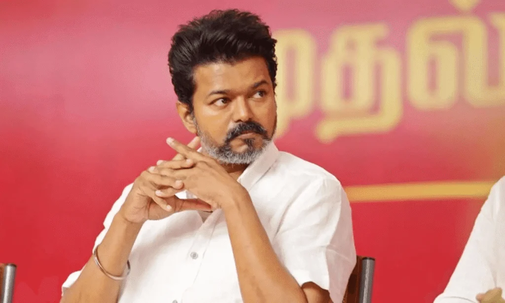 கரூர் – பாதிக்கப்பட்ட குடும்பங்களை நேரில் சந்திக்கும் த.வெ.க தலைவர் விஜய்.