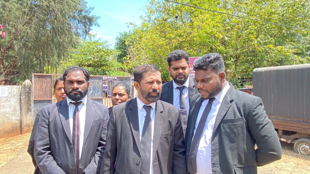 மன்னாரில் சட்டத்தரணிகள் பணிப்பகிஷ்கரிப்பு.