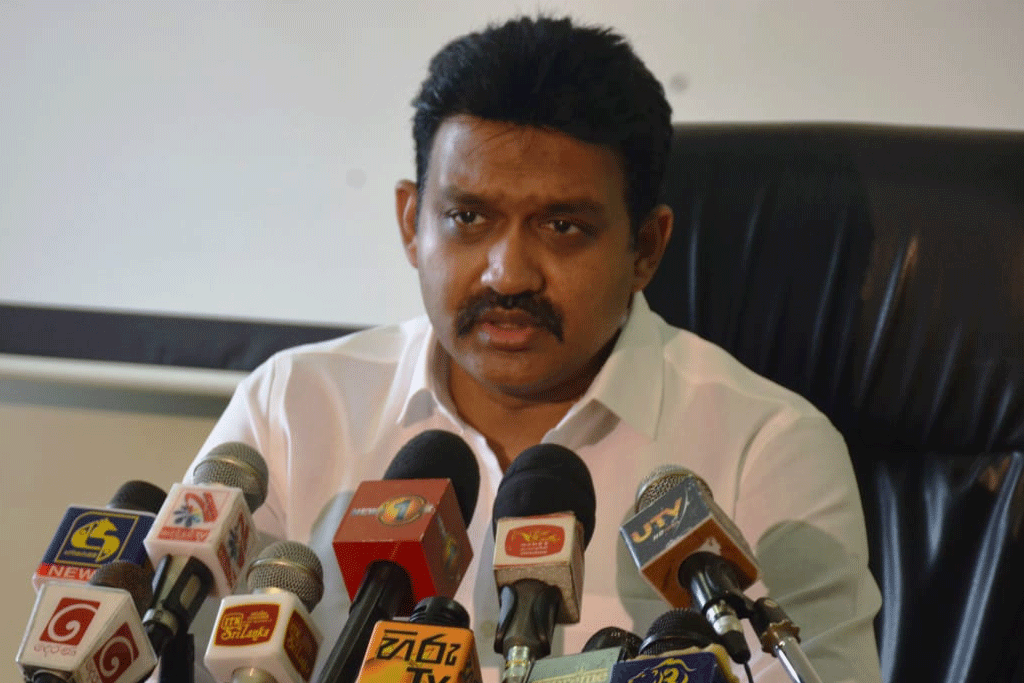 சம்பள உயர்வு ?முதலாளிமார் வரவில்லை-செந்தில்