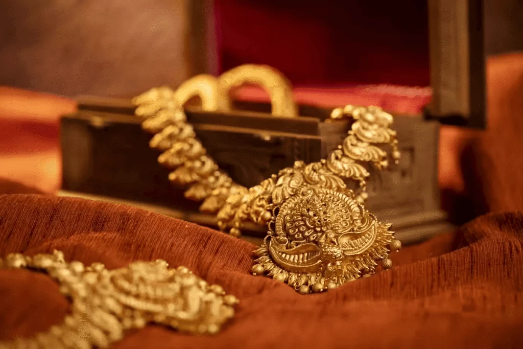 வாரமென அதிகரிக்கும் தங்கத்தின் விலை.