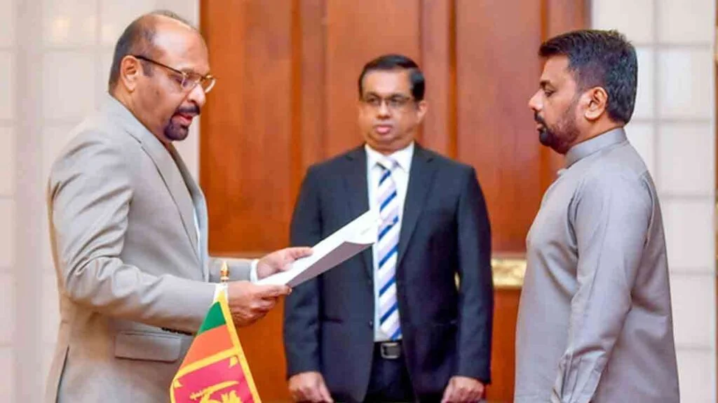 எஸ்.துரைராஜா பதில் பிரதம நீதியரசராக பதவியேற்பு