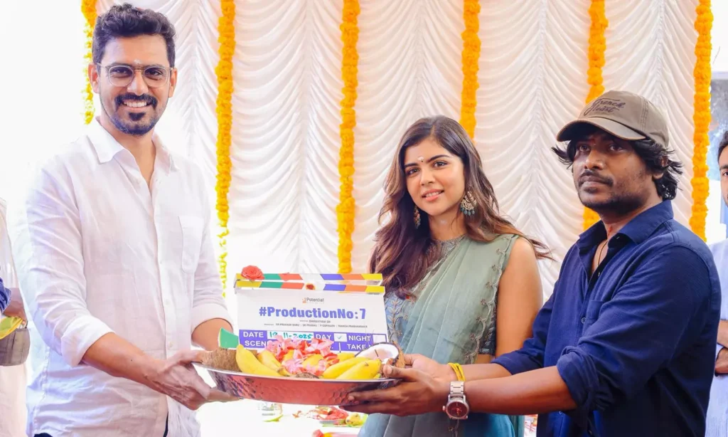 “இறுகப்பற்று” தயாரிப்பு நிறுவனத்துடன் இணையும் கல்யாணி பிரியதர்ஷன்