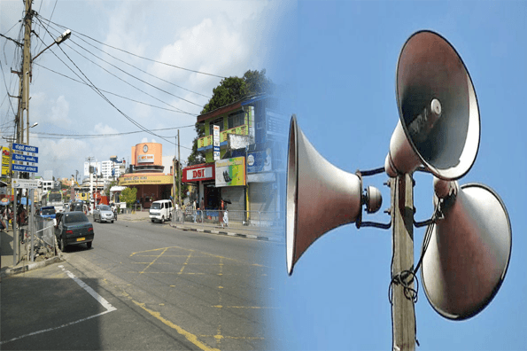 நுகேகொடை பேரணி : ஒலிப்பெருக்கிகளை அகற்றிய பொலிஸார்