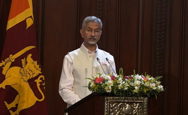 புனரமைப்பிற்கு இந்தியாவிடமிருந்து 450 மில்லியன் டொலர்