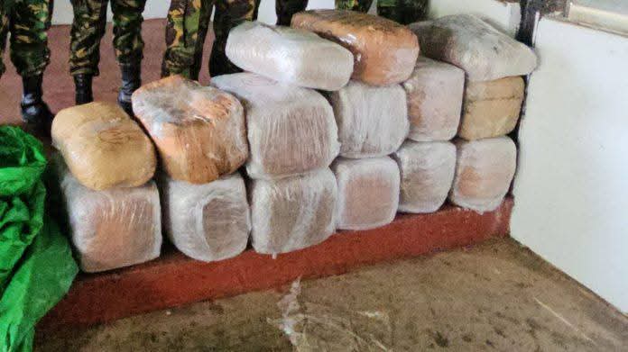 முல்லைத்தீவில் கடத்த தயாராக இருந்த 3 கோடி பெறுமதியான கஞ்சா மீட்பு