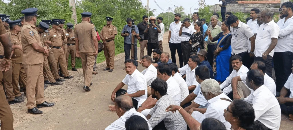 தையிட்டி விகாரைக்கு எதிராக போராட்டம் அரசியல் தலைவர்கள் உட்பட பலர் கைது
