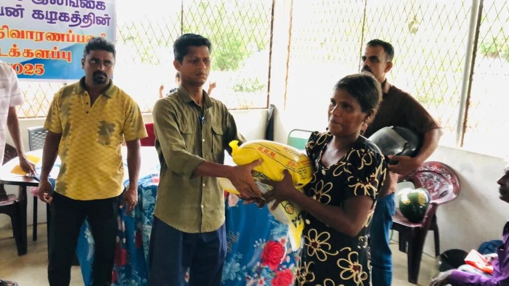 கம்பன் கழகத்தின் வெள்ள நிவாரண நடவடிக்கைகள் மட்டக்களப்பில்!