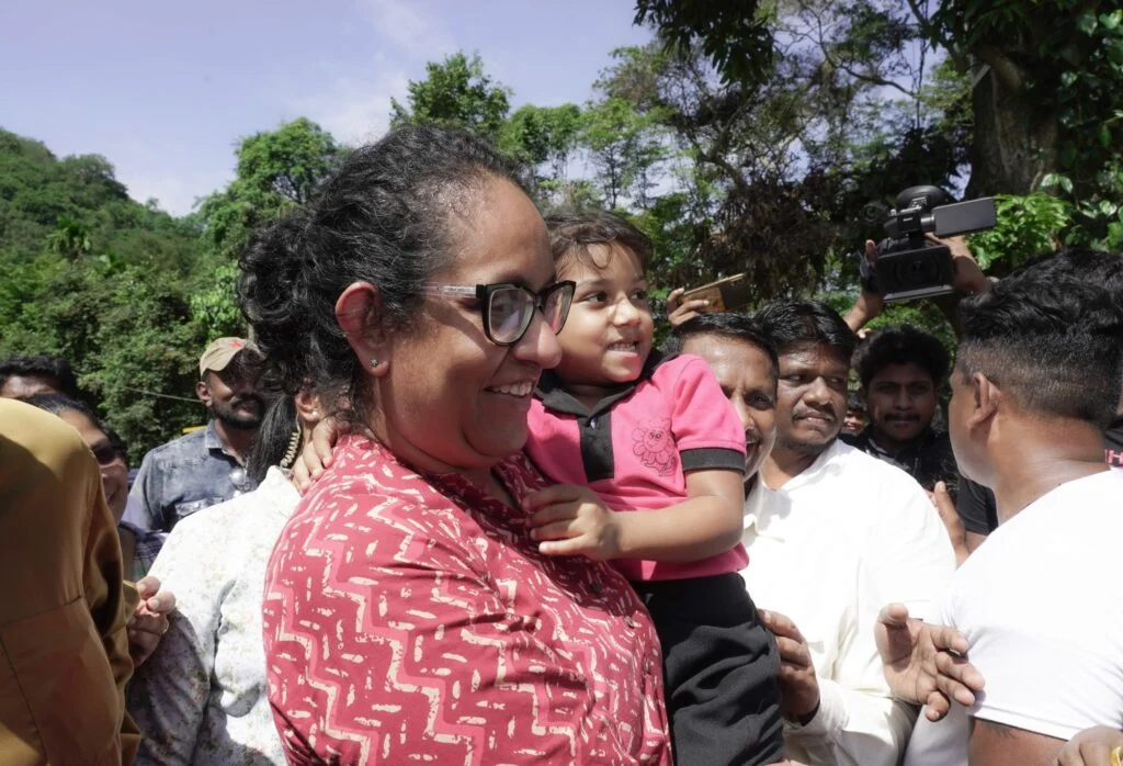 பதுளை மாவட்டத்தின் மீகஹகிவுல தேசிய பாடசாலைக்கு பிரதமர் விஜயம்