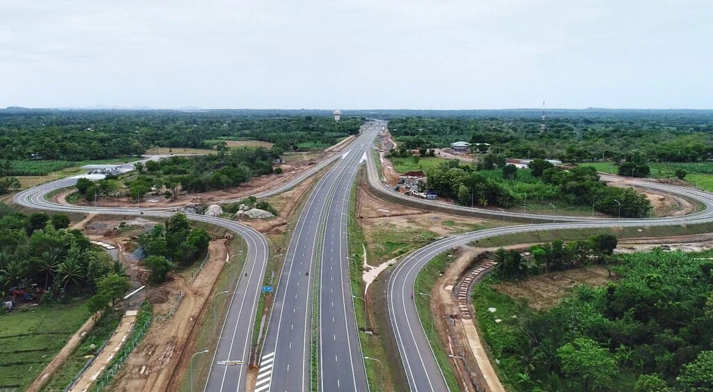 அதிவேக நெடுஞ்சாலையில் இன்று முதல் மீண்டும் கட்டணம் அறவிடப்படும்