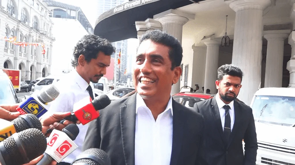 ஜோன்ஸ்டன் பெர்னாண்டோ FCIDயில் முன்னிலை