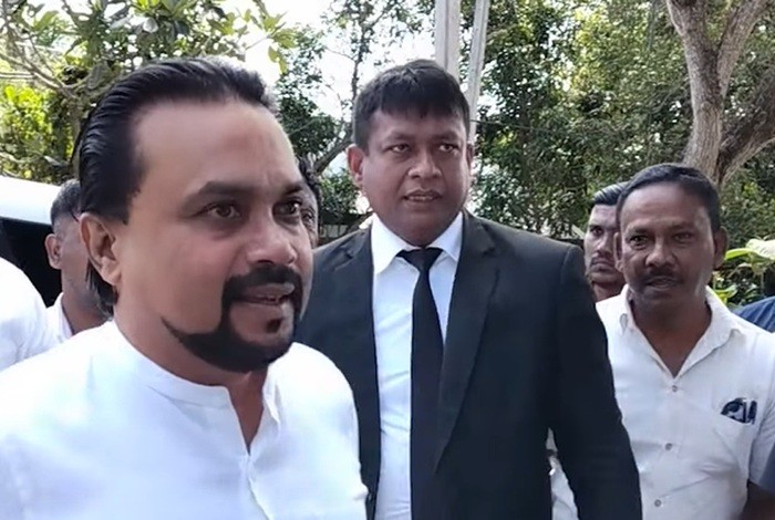 நீதிமன்றுக்கு வருகை தந்துள்ள விமல்!
