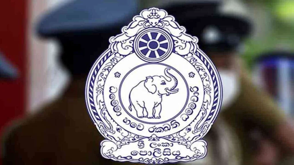 8 பொலிஸ் அதிகாரிகள் உடனடியாக இடமாற்றம்