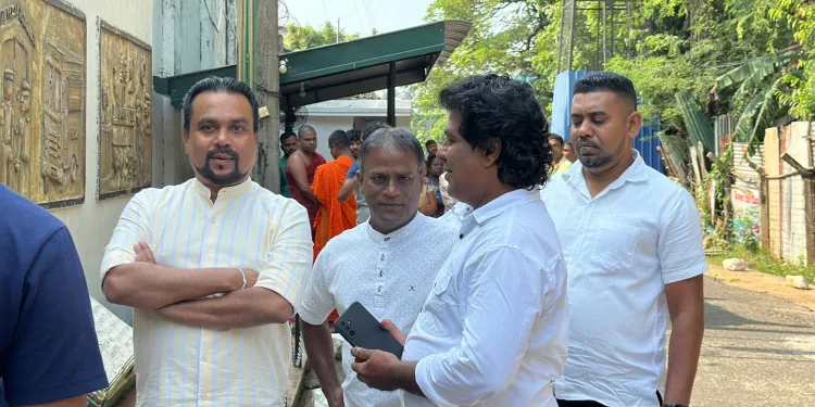 திருகோணமலை சிறைச்சாலைக்கு வந்த விமல் வீரவன்ச