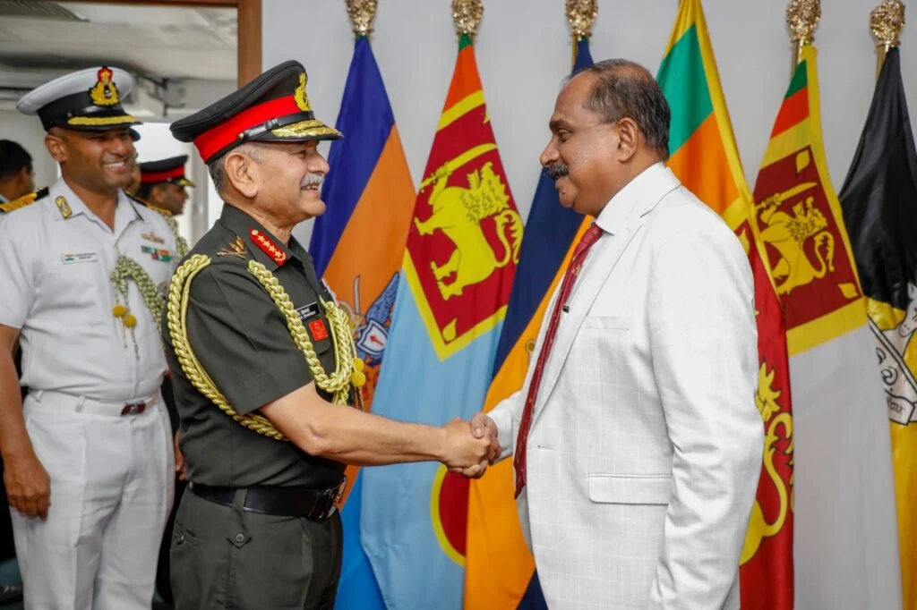 இந்திய இராணுவத் தளபதி- பாதுகாப்புப் பிரதியமைச்சர் சந்திப்பு
