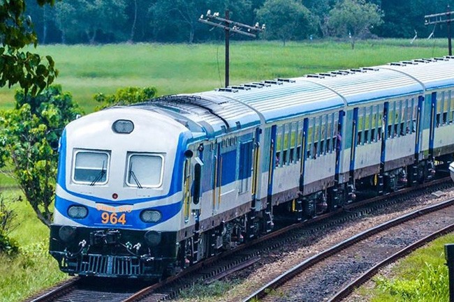 கரையோர ரயில் சேவைகளில் தாமதம்