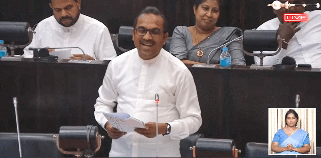 ஏப்ரலுக்குள் பேராதனை பாலத்தின் ஊடாக ரயில் போக்குவரத்து ஆரம்பம்