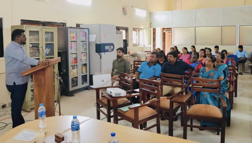 பனை அபிவிருத்தி சபை வேலைத்திட்டங்கள் : பிரதி அமைச்சர் விசேட சந்திப்பு