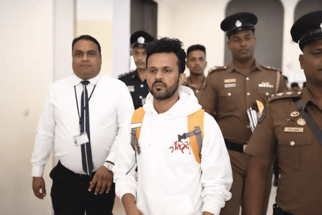 பொடி லெசி காலி குற்றப்புலனாய்வு பிரிவில் ஆஜர்