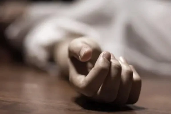 அதிர்ச்சி சம்பவம் – மனைவியை தீ வைத்து கொன்ற கணவன்