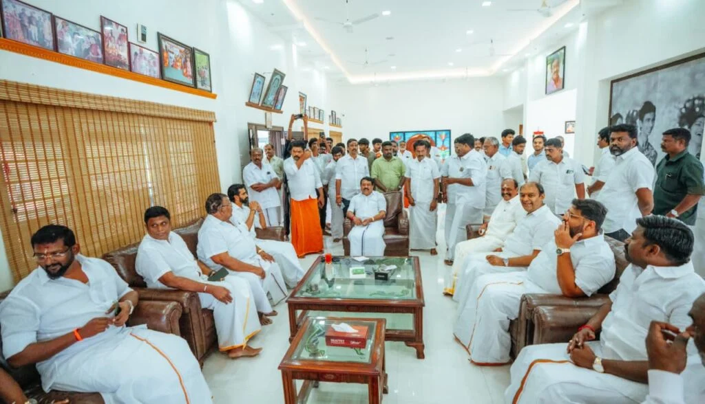 ஜீவன் தொண்டமானை சந்தித்த பா.ஜ.க தமிழ்நாடு மாநிலத் தலைவர்