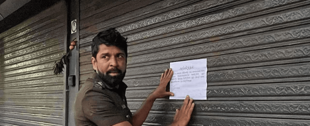 வவுனியாவில் இயங்கிய வந்த பிரபல உணவகங்களுக்கு பூட்டு