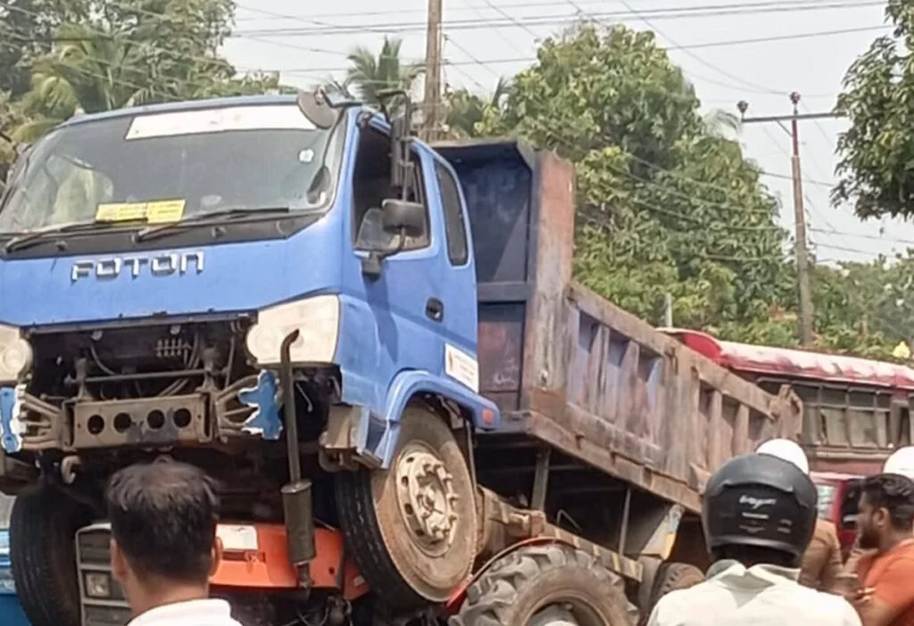 தெய்வாதீனமாக உயிர் தப்பிய சாரதி