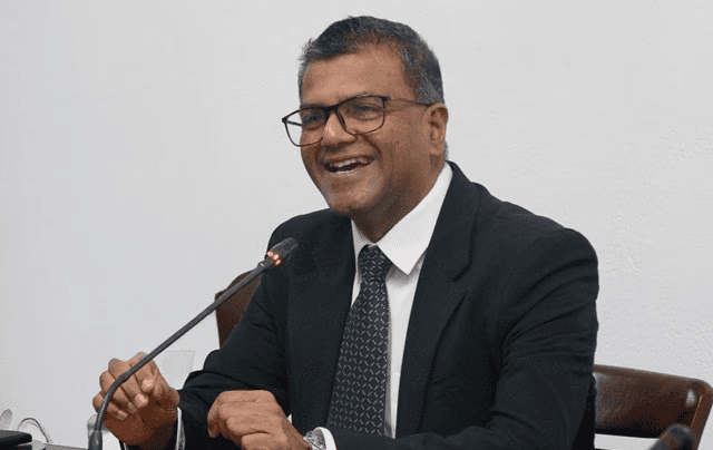 திறைசேரி செயலாளர் நிதிக்குழுவில் இன்று முன்னிலை!