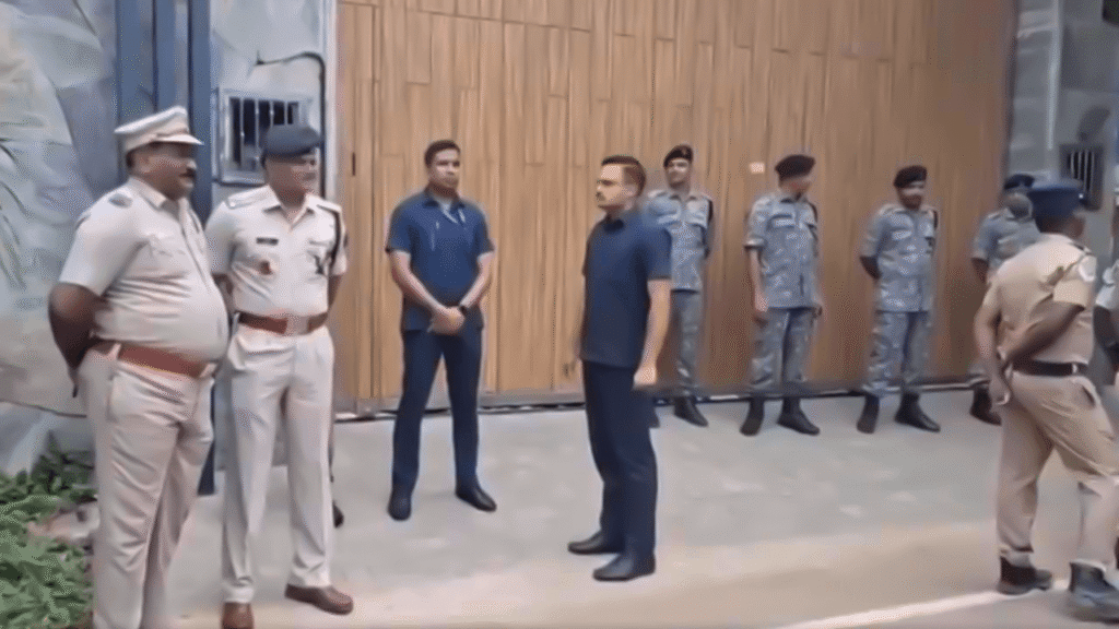 தமிழக வெற்றிக் கழக தலைவரின் வீட்டிக்கு பாதுகாப்பு அதிகரிப்பு!