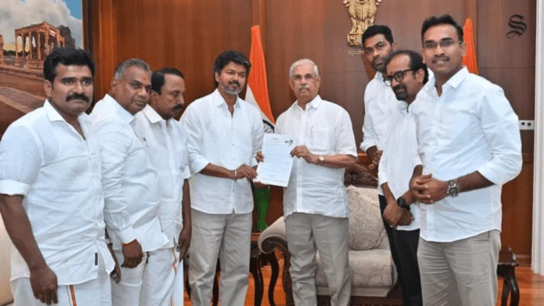 ஆட்சி அமைக்க தவெக தலைவர் விஜய்க்கு ஆளுநர் முறைப்படி அழைப்பு!