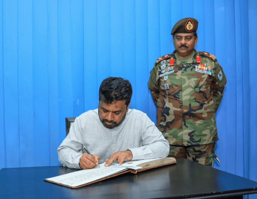 உலக அமைதிக்காக இலங்கையின் மிகப்பெரிய படைப்பிரிவு புறப்படுகிறது