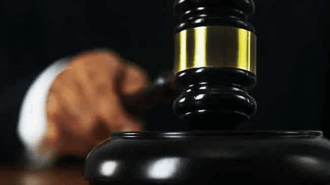 பொலிஸாரை தாக்கிய குற்றச்சாட்டு! நால்வர் விளக்கமறியலில்