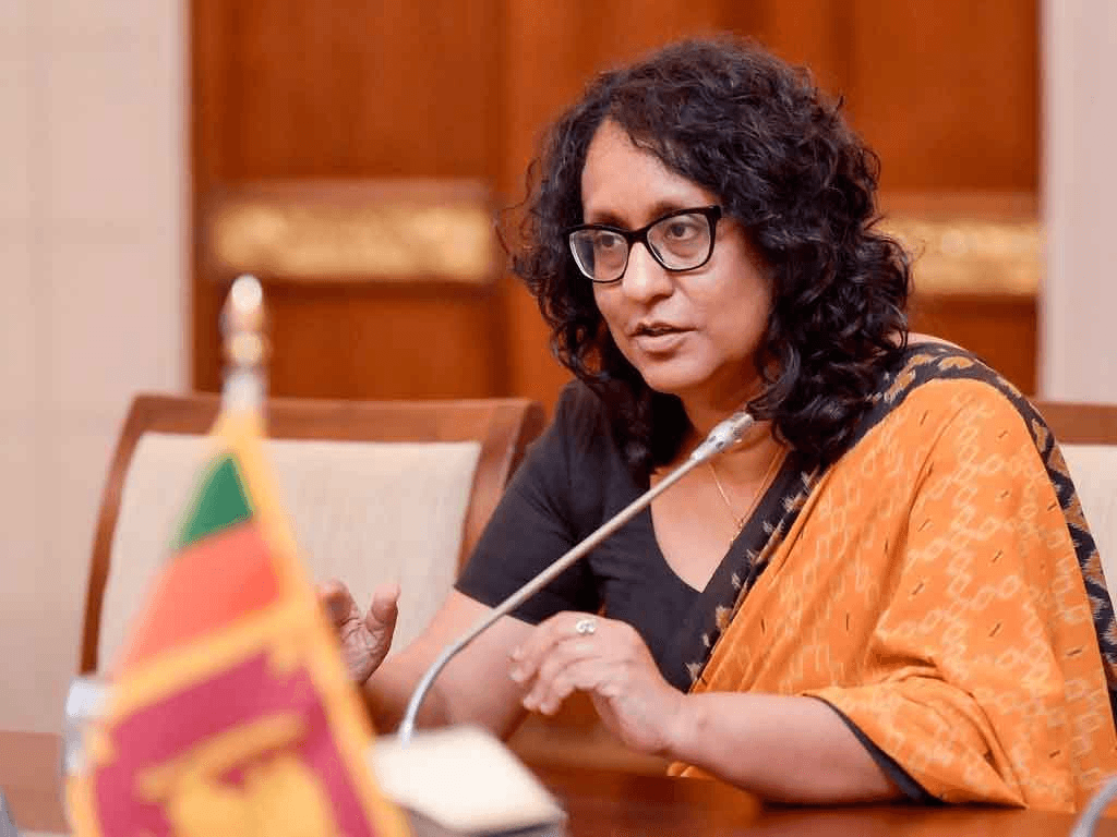 இலவசக் கல்வியின் நோக்கம் வெறும் தொழிலாளர்களை உருவாக்குவது மட்டுமல்ல