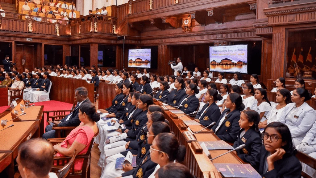 சிறிமாவோ மாணவிகளின் பாராளுமன்ற அனுபவம்!