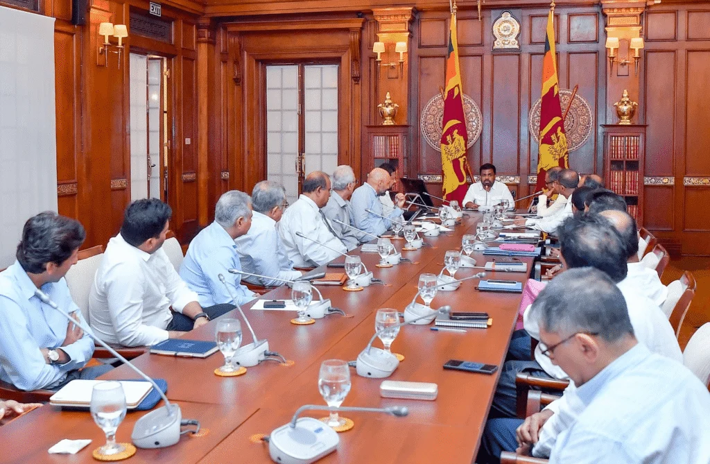 ரூபாய் முதலீடுகள் மட்டும் போதாது; டொலர் வருமானம் அதிகரிக்க வேண்டும் – ஜனாதிபதி.