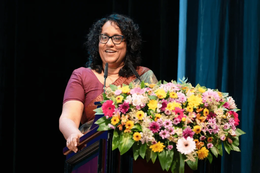 2030இல் சுற்றுலாத்துறையிலிருந்து 10 பில்லியன் அமெரிக்க டொலர் வருமான இலக்கு !
