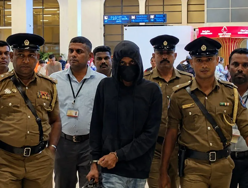 தடுப்புக்காவலிலிருந்து நீதிமன்றத்திற்கு அழைத்து வரப்பட்ட ‘கெஹெல்பத்தர பத்மே’!