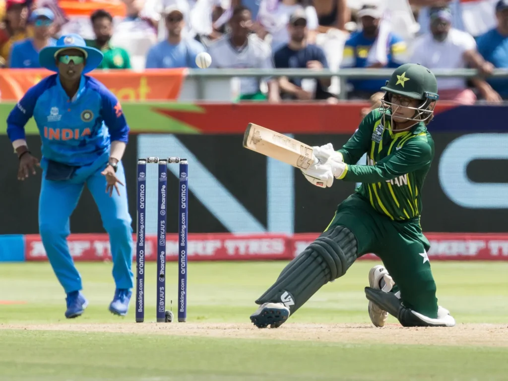 பாகிஸ்தானின் மிகக் குறைந்த T20 ஓட்ட எண்ணிக்கை!