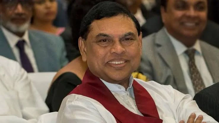 வெளிநாட்டில் உள்ள பெசில் ராஜபக்ஷவை கண்டறிய சர்வதேச நடவடிக்கை!