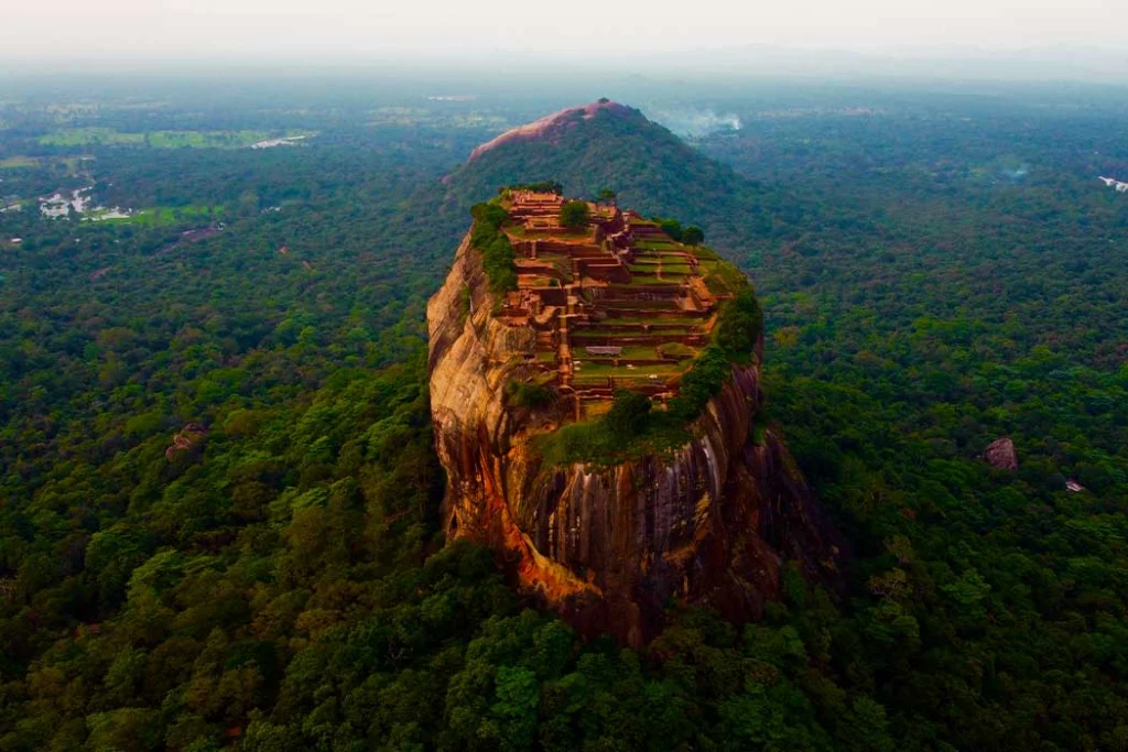 வியட்நாம் இரண்டாம் இடம், லாவோஸ் மூன்றாம் இடம்.