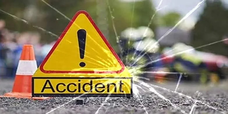 தெற்கு அதிவேக நெடுஞ்சாலையில் பாரிய விபத்து – 10க்கும் மேற்பட்டோர் காயம்!
